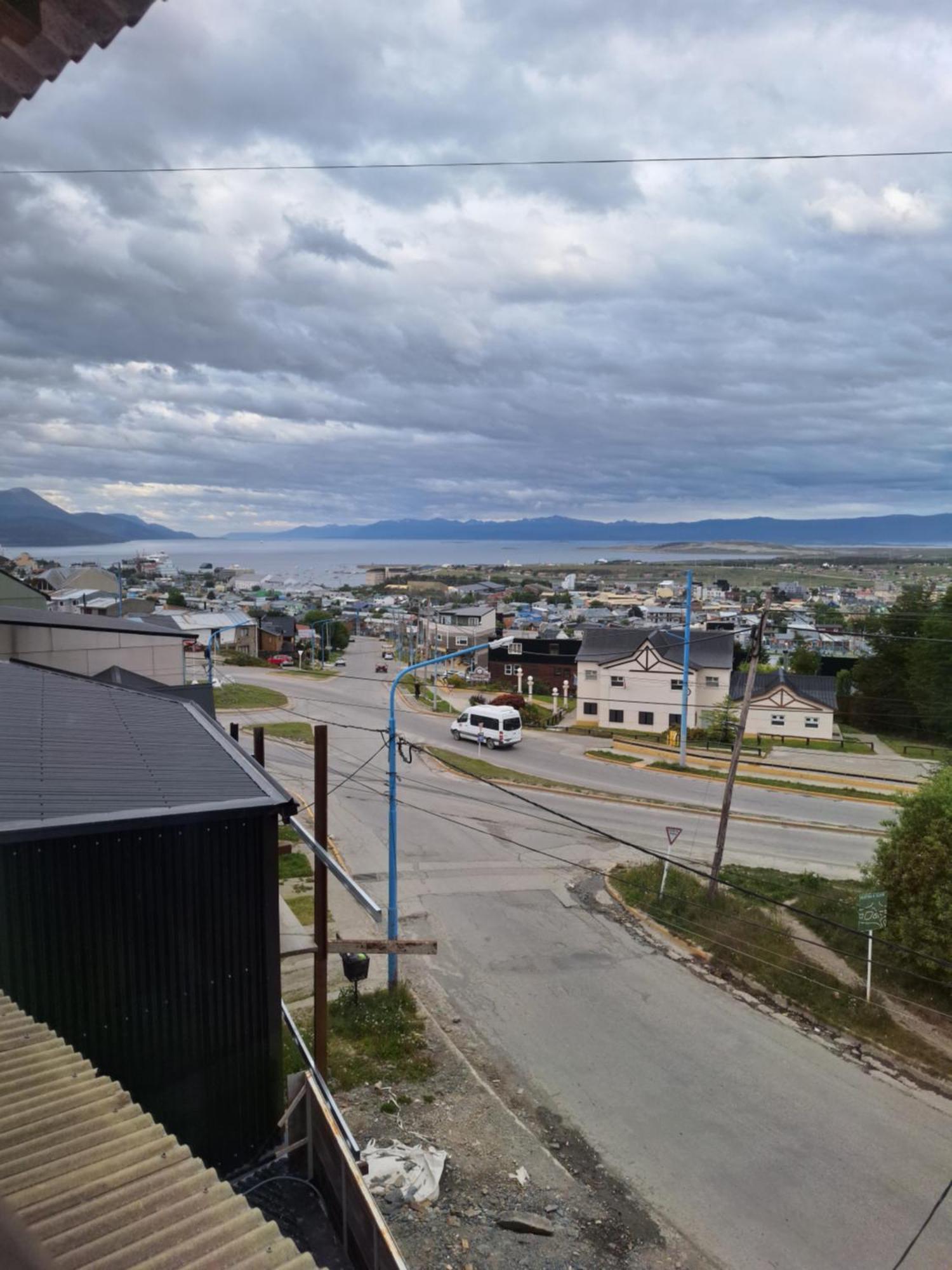 Departamentos Temporarios Cabanas Ushuaia Διαμέρισμα Εξωτερικό φωτογραφία